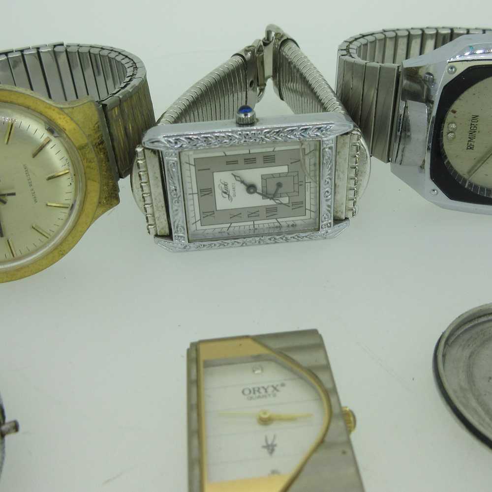 Lot of 5 Vintage Mechanical and Quartz Watches Pa… - image 3