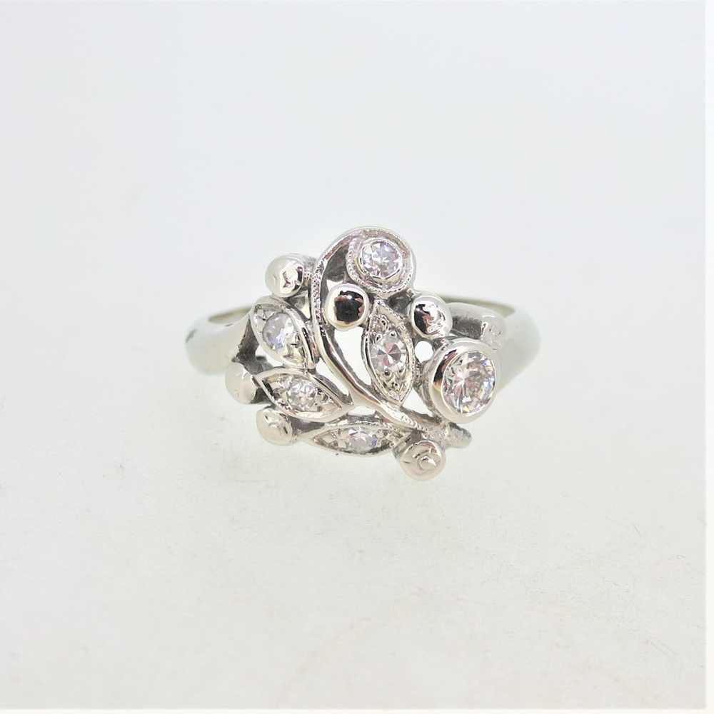 Vintage 14K White Gold APP .25cttw Diamond Floral… - image 1