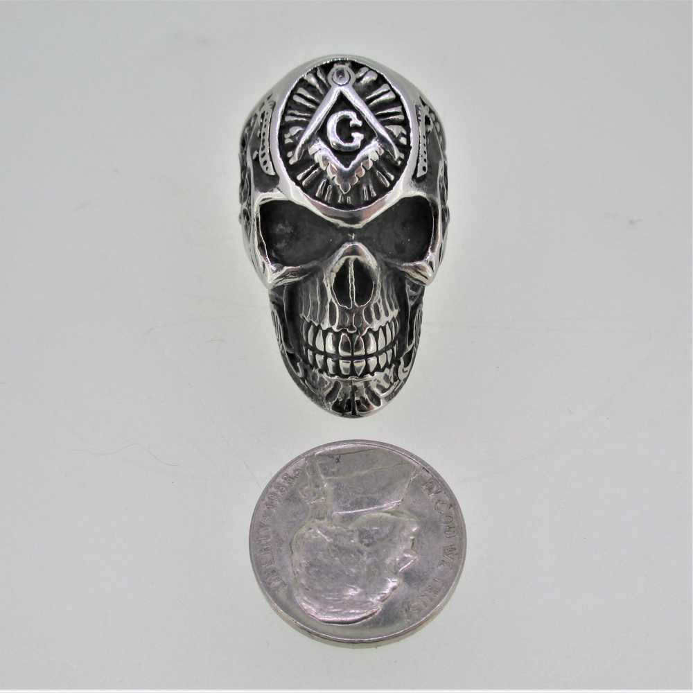 Silver Tone Freemason Skull Mens Ring Size 10 - image 6