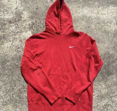 Red nike discount hoodie mens small