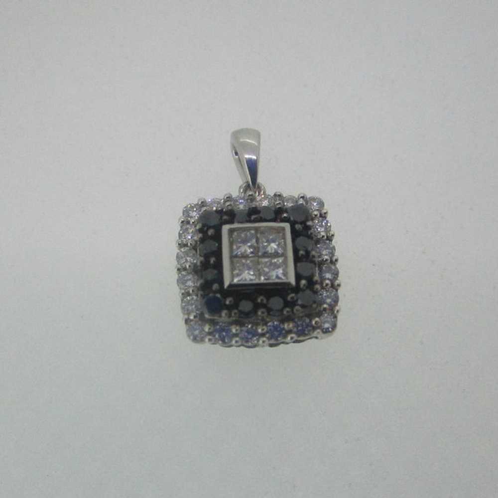 14k White Gold Approx 1.0ct TW Earrings and Penda… - image 5