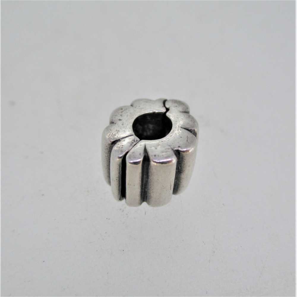 Sterling Silver Pandora Ribbed Clip 790163 Retired - image 3
