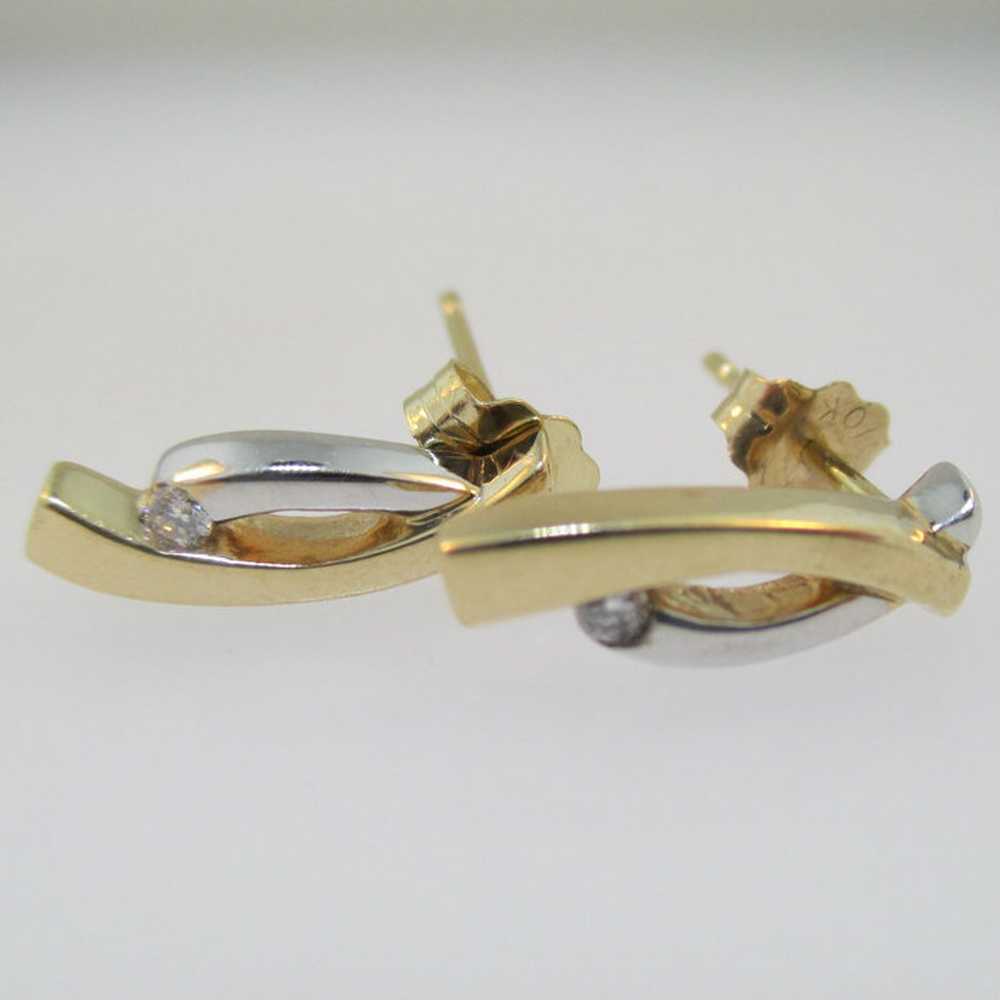 10k Yellow and White Gold Two Tone Diamond Accent… - image 3