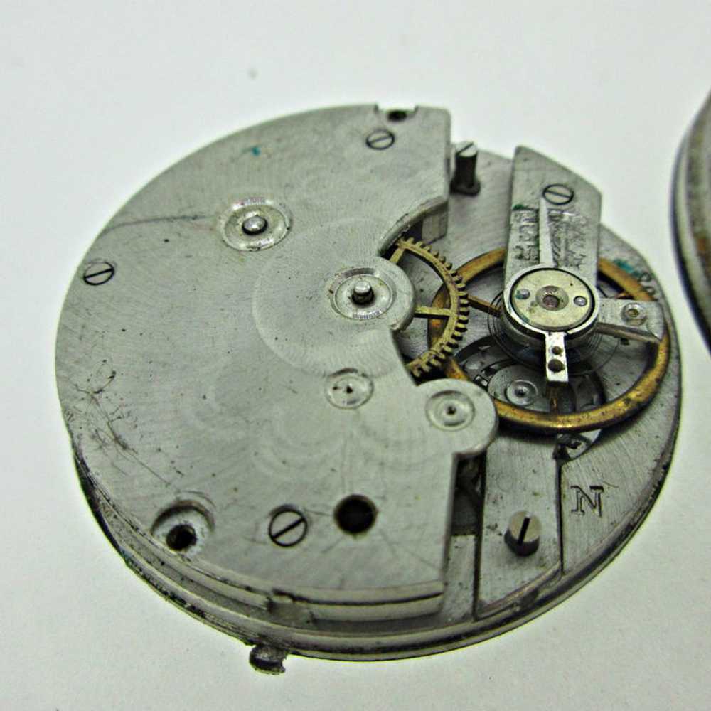 Lot of Three Antique Swiss Pocket Watch Movements… - image 12