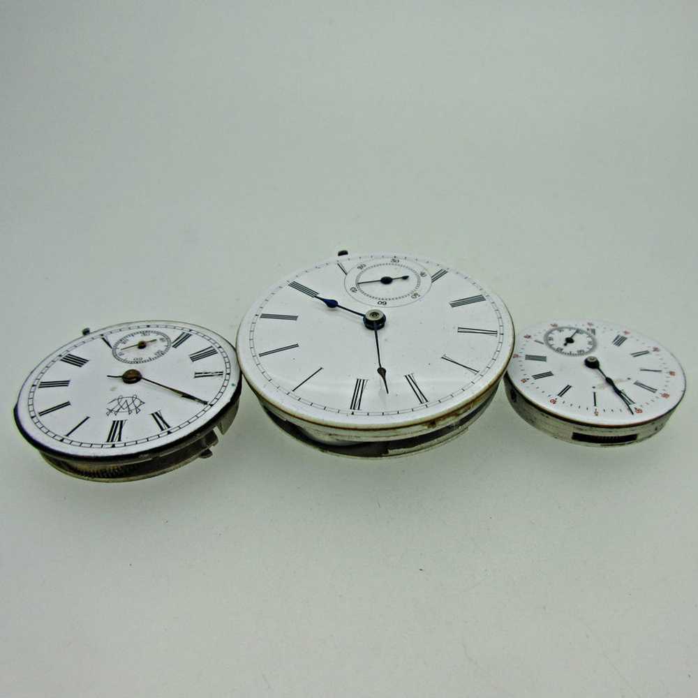 Lot of Three Antique Swiss Pocket Watch Movements… - image 4