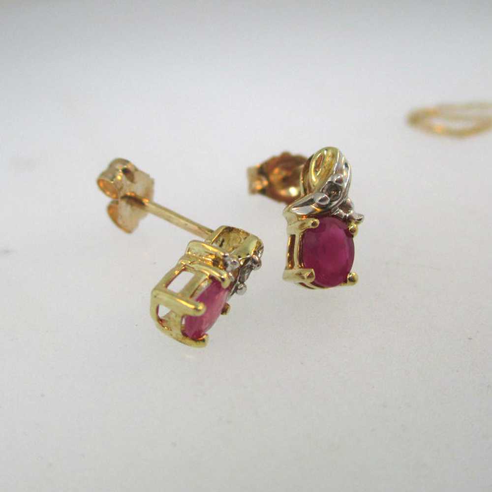 10k Yellow Gold Ruby and Diamond Necklace and Pen… - image 3