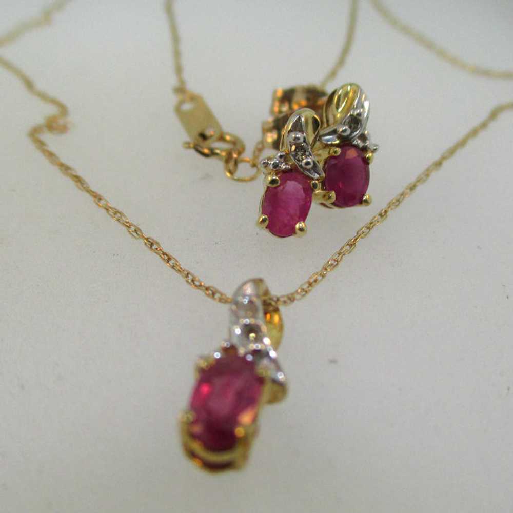 10k Yellow Gold Ruby and Diamond Necklace and Pen… - image 5