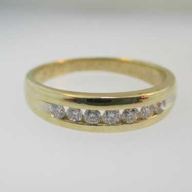 14k Yellow Gold Approx 1/5ct TW Size 8 1/2