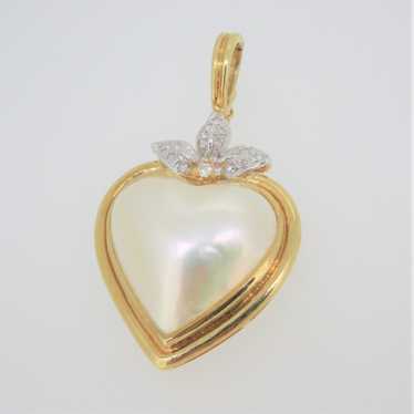 14k Yellow Gold Mobe Pearl Heart Necklace Enhance… - image 1