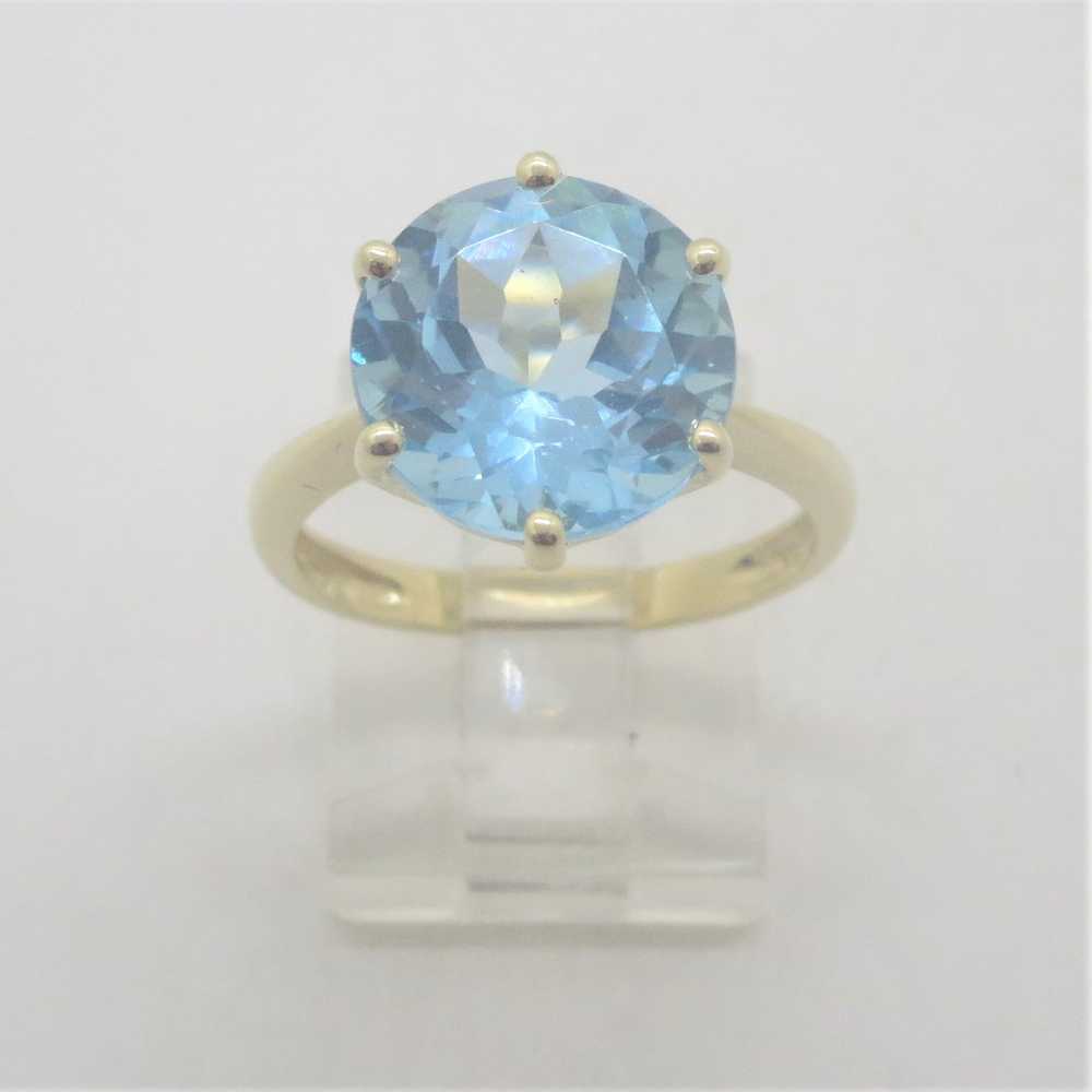 14k Yellow Gold KN Signed Large Blue Topaz Solita… - image 2