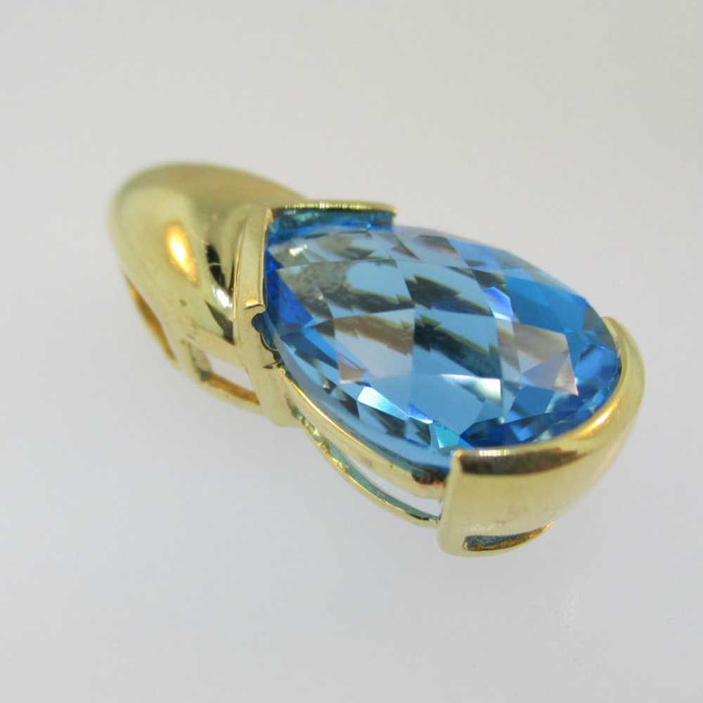 18k Yellow Gold Blue Topaz Pendant - image 2