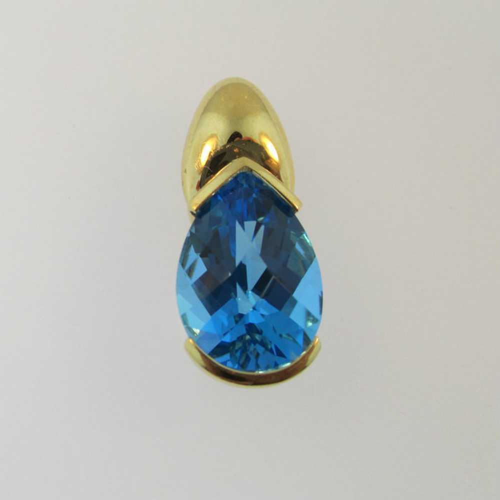 18k Yellow Gold Blue Topaz Pendant - image 3