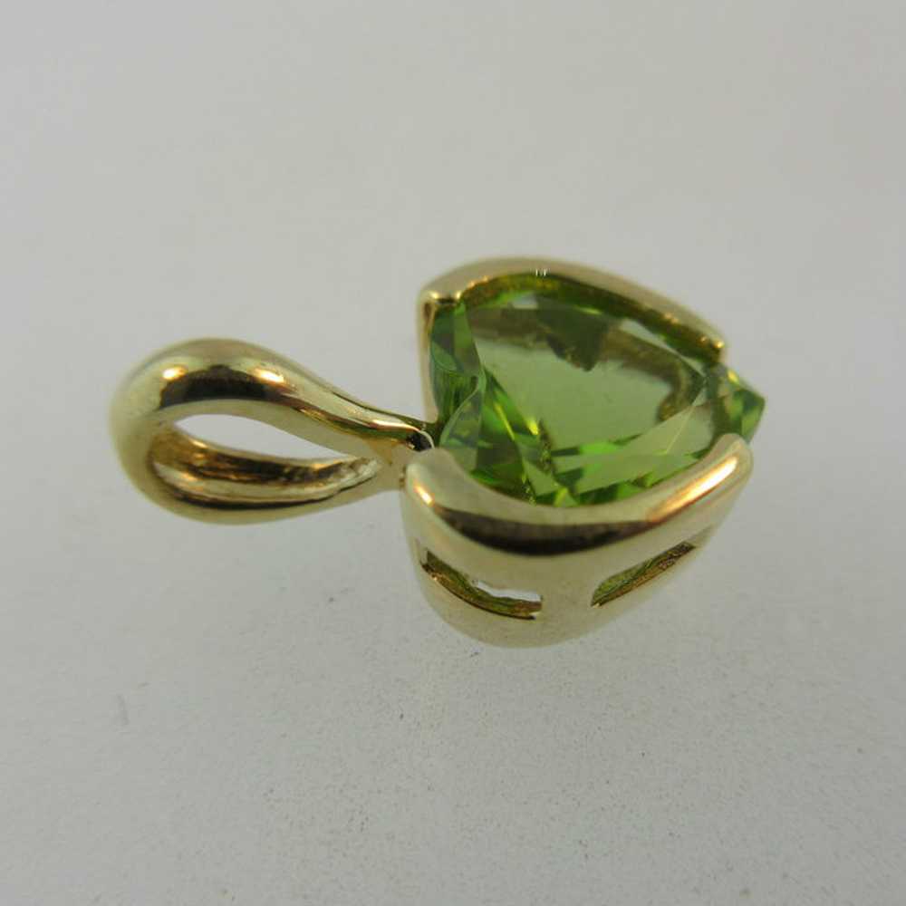 14k Yellow Gold Heart Shaped Peridot Pendant - image 2