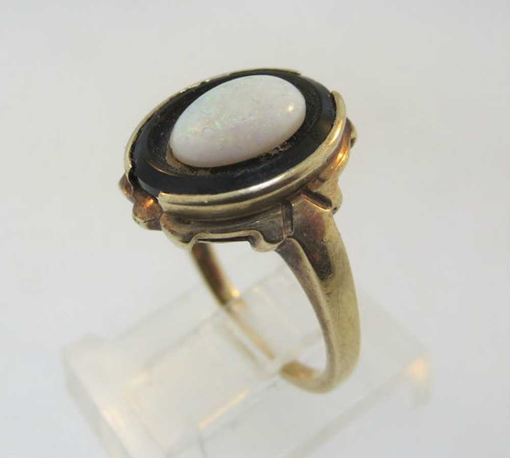 10k Yellow Gold Black Onyx Ring with Opal Center … - image 4