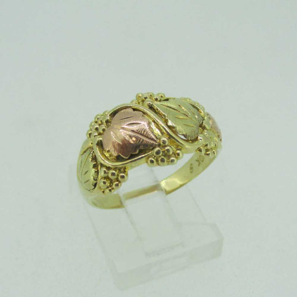 10k Gold And Rose Gold Grape Leaf Ring Size 7 1/2 - image 1