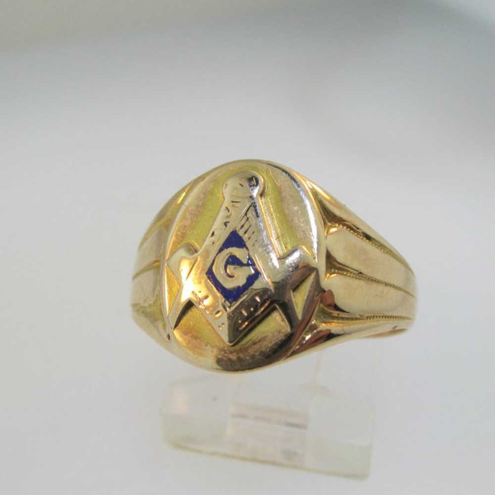 10k Yellow Gold Masonic Ring 8 1/2 - image 1