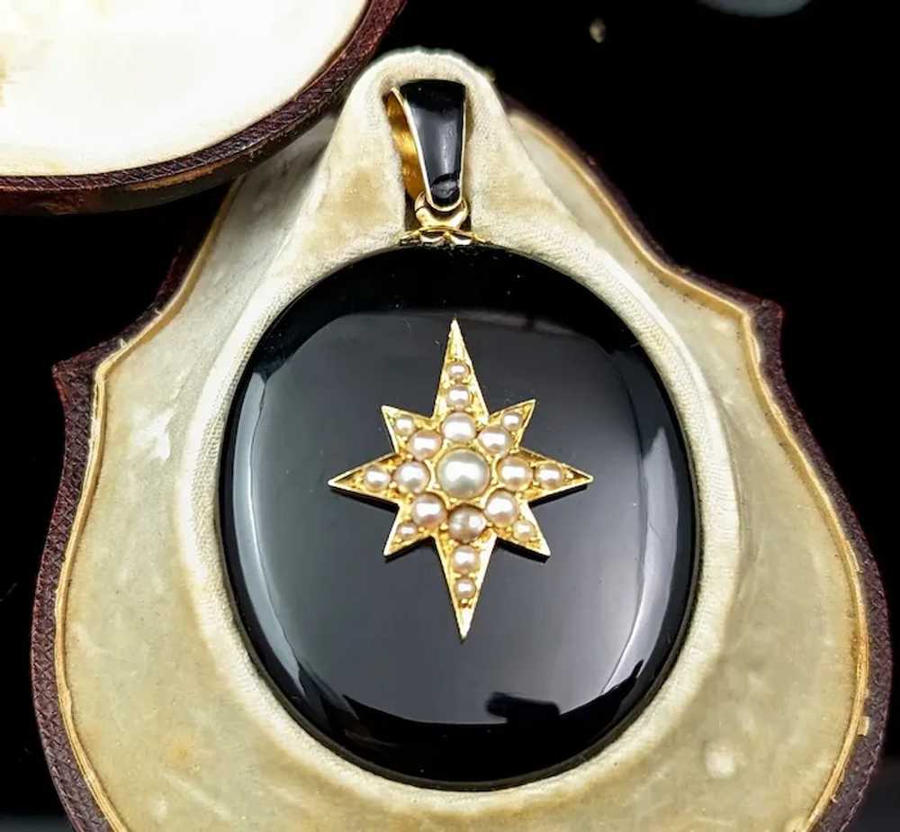 Antique Victorian Mourning locket, 15k gold and P… - image 2