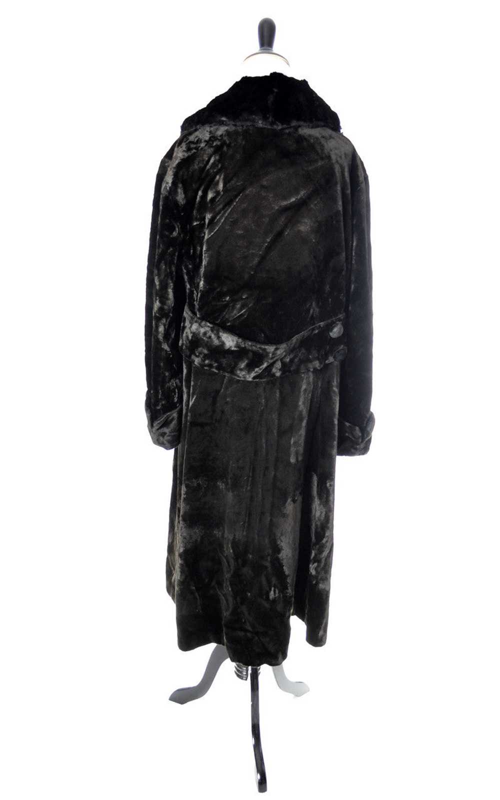 1900's Vintage Victorian Faux Sealskin Coat New Y… - image 2