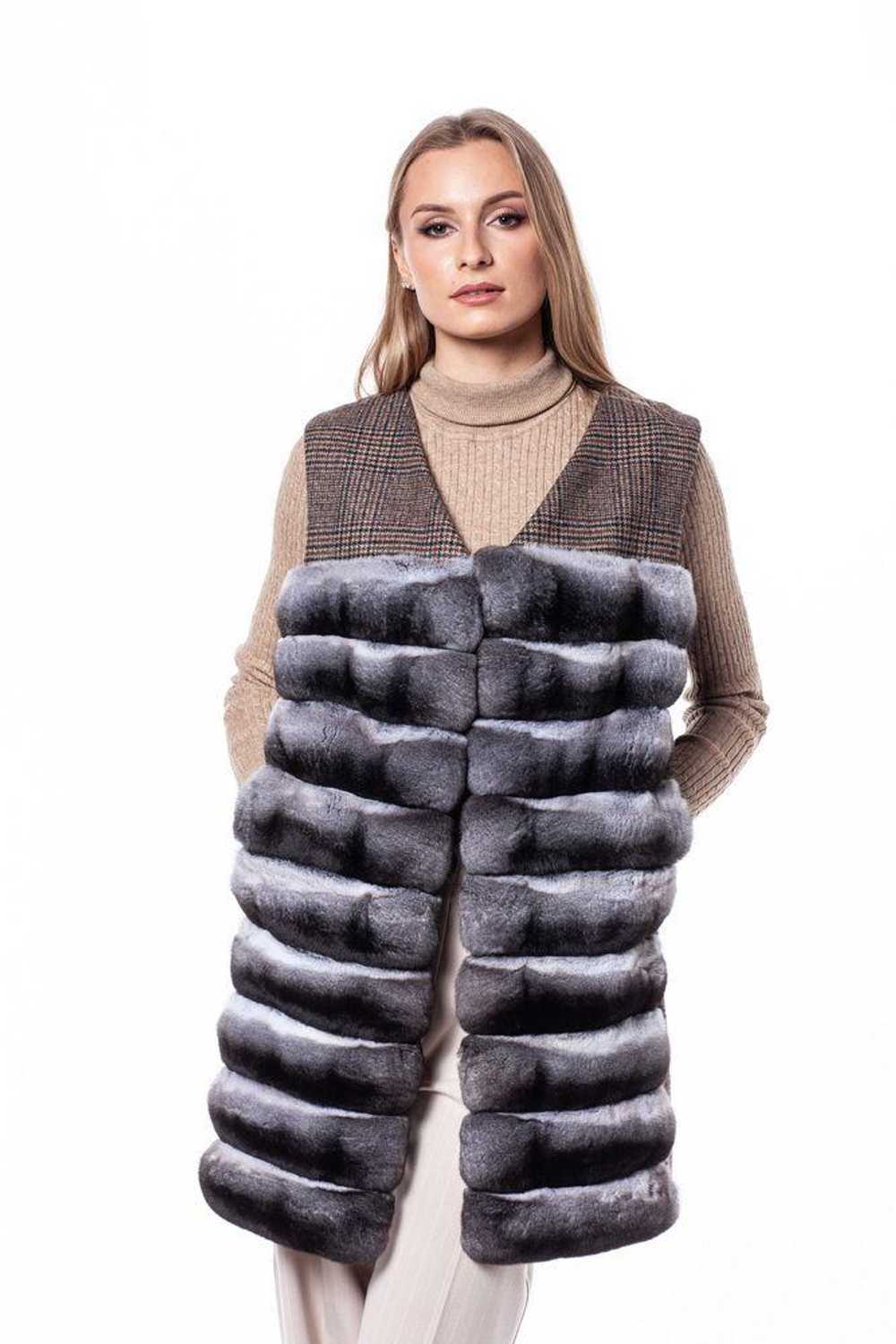 Product Details Chinchilla fur & tweed gilet - image 3