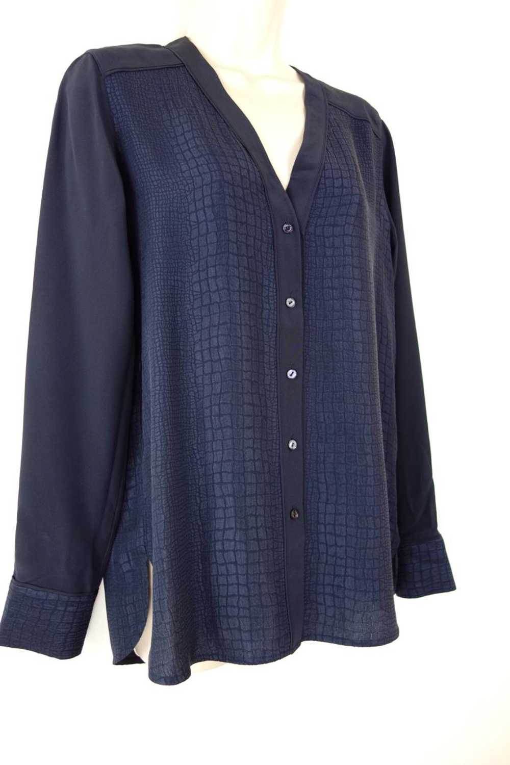 Vince Vince Navy Textured Long Sleeve Blouse - image 7