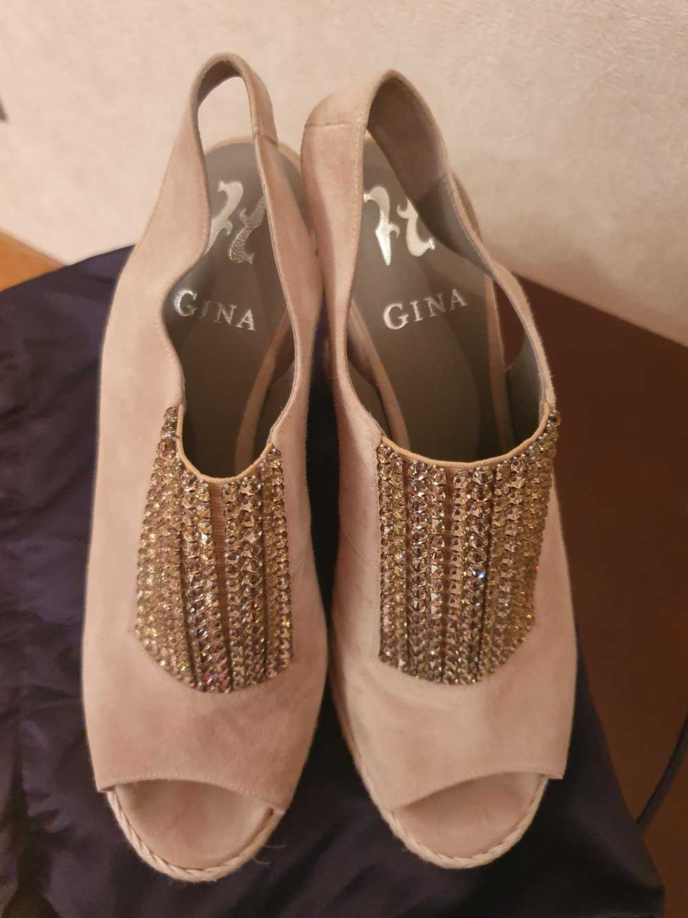 Gina Gina Suede Crystal Embellished Wedge Sandals - image 5
