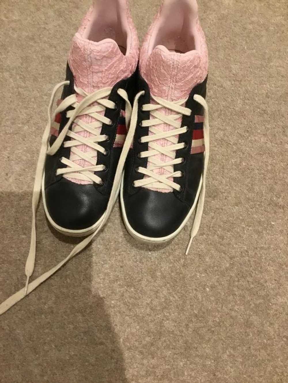 Gucci Gucci pink web lace black leather trainers - image 2