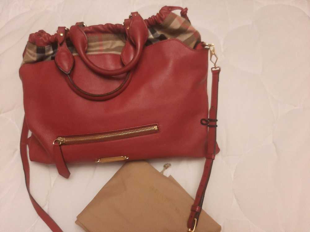 Burberry Red Leather/House Check Big Crush Bag - image 3