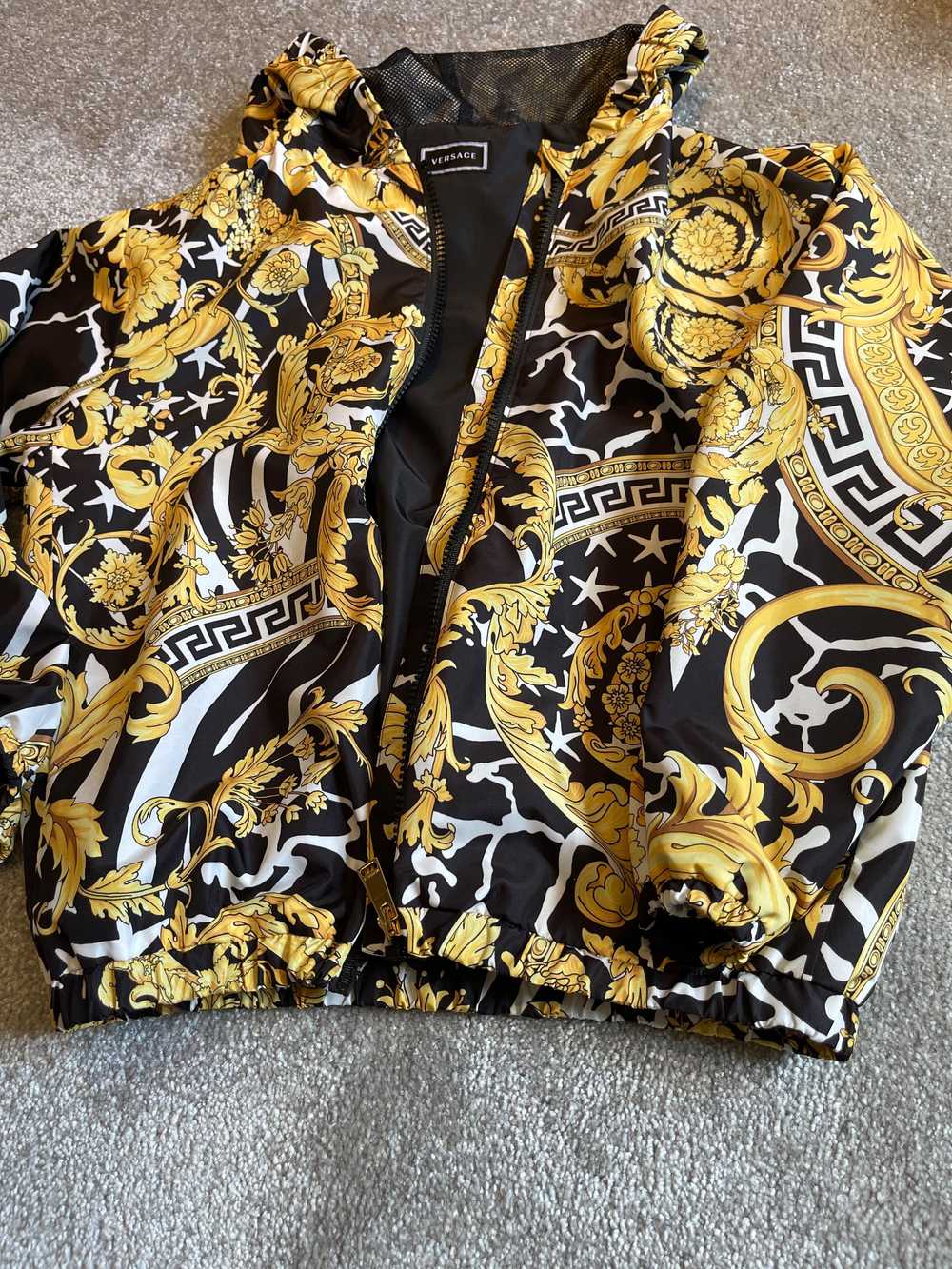 Versace Baroque Print Hooded Jacket - image 3