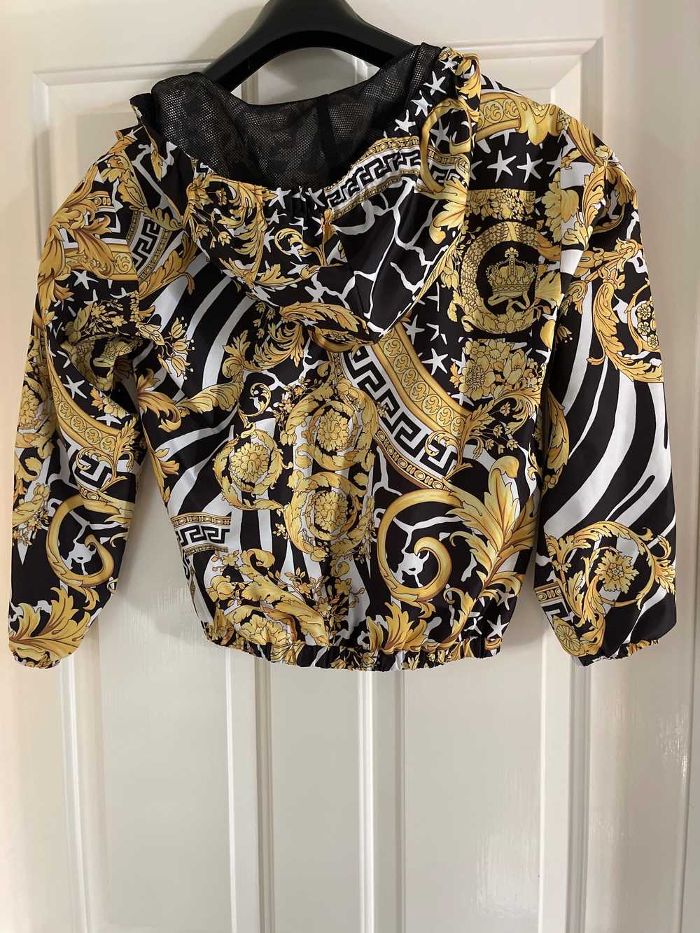 Versace Baroque Print Hooded Jacket - image 9