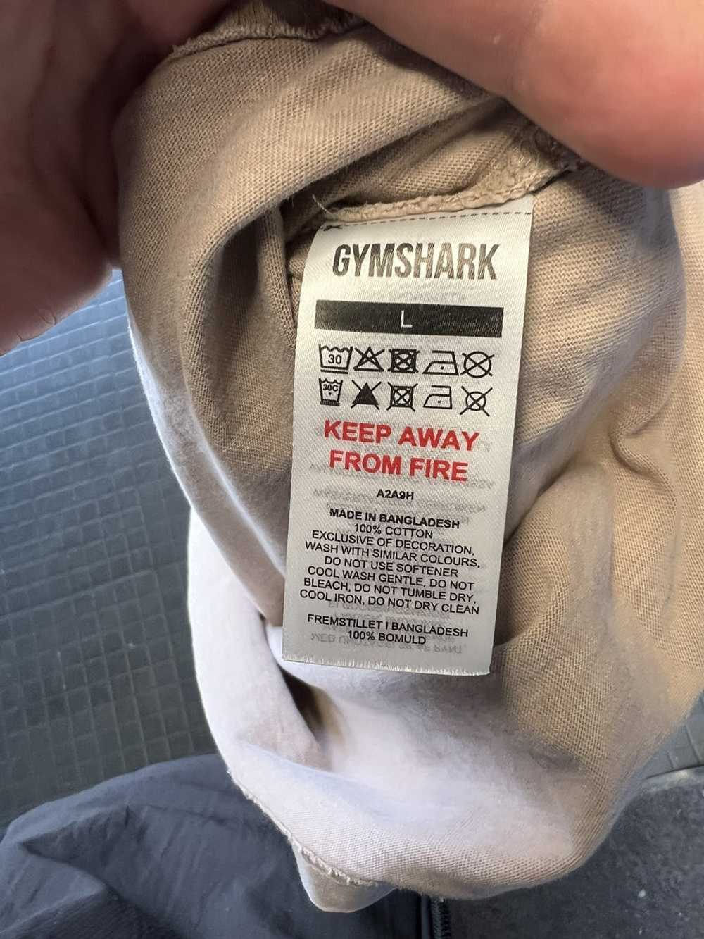 Gymshark × Streetwear Gym Shark Power Washed T-Sh… - image 5