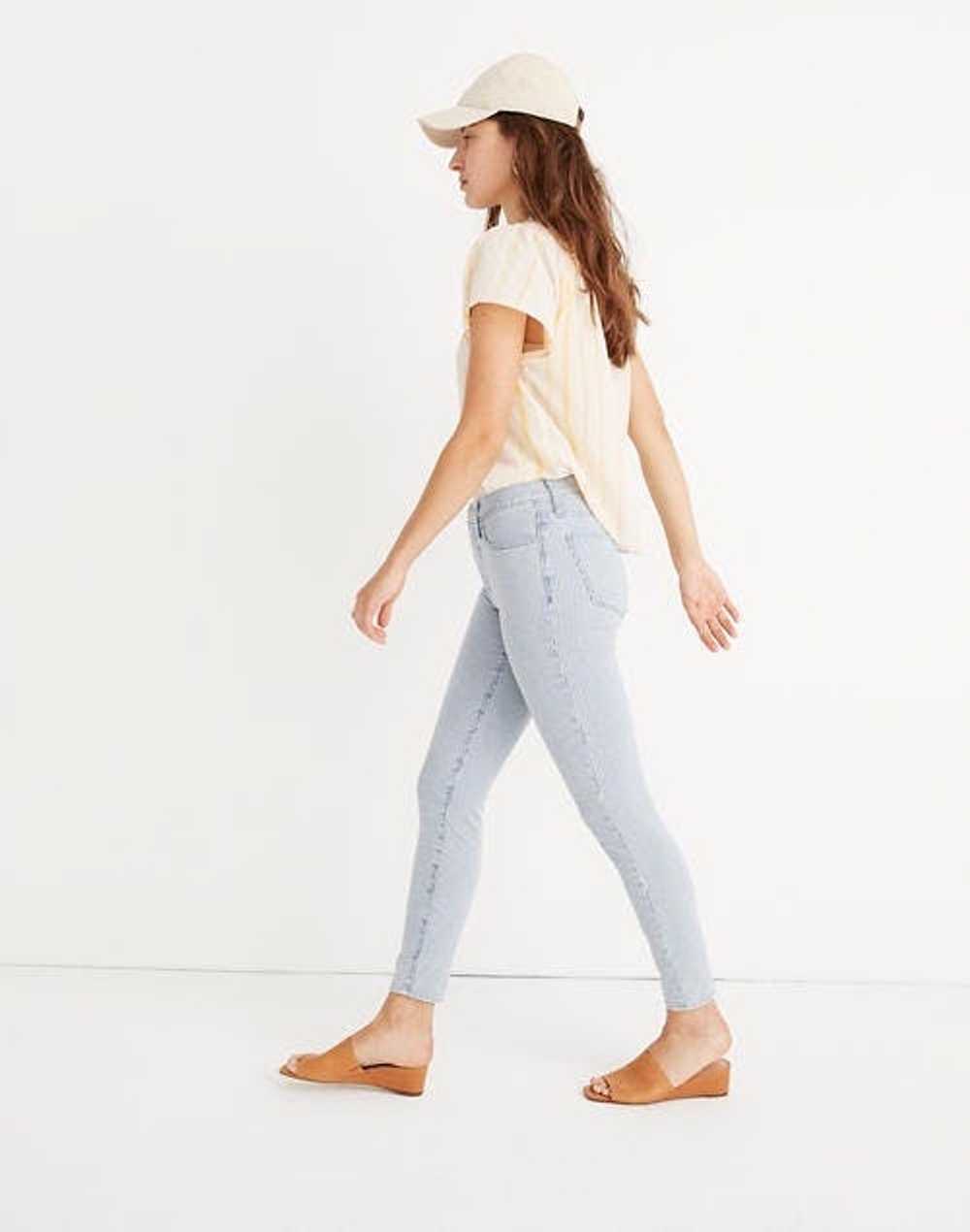 Madewell Madewell high rise skinny striped jeans - image 2