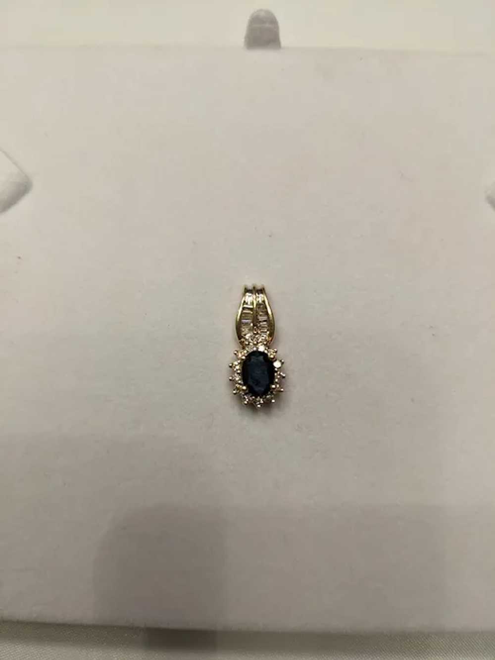 Sapphire and Diamond pendant in 10 kt yellow gold - image 7