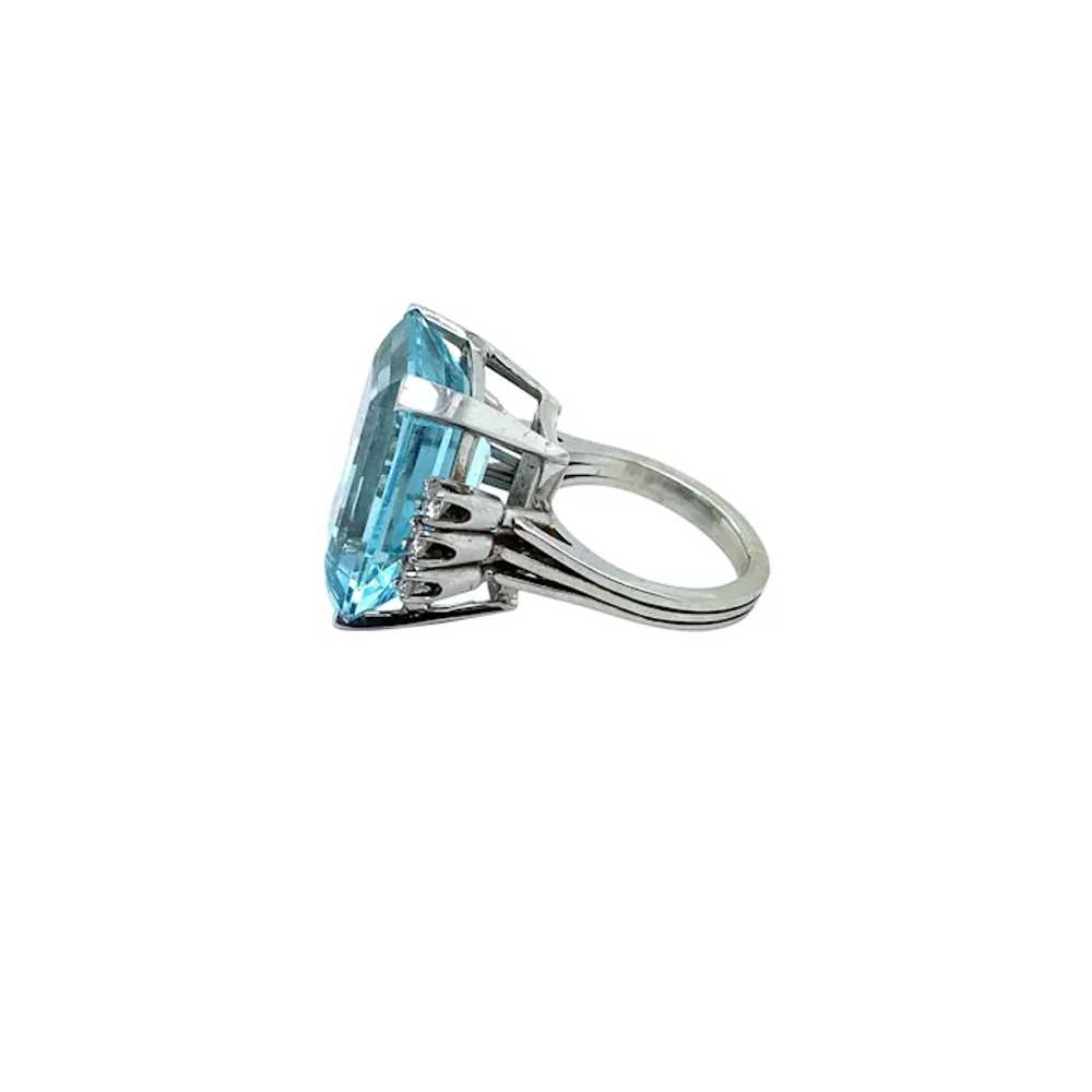 18K White Gold Aquamarine and Diamond Ring - image 2