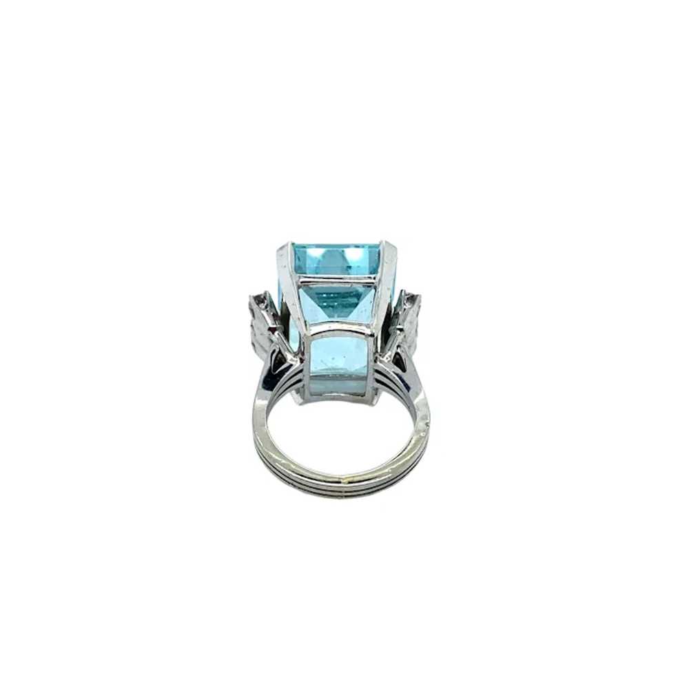 18K White Gold Aquamarine and Diamond Ring - image 3