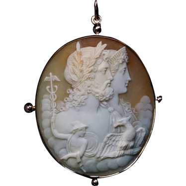 Antique Large Carved Cameo Gold Pendant - image 1