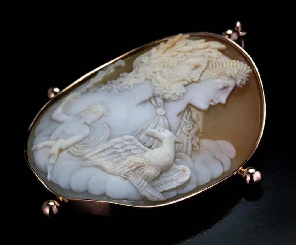 Antique Large Carved Cameo Gold Pendant - image 4