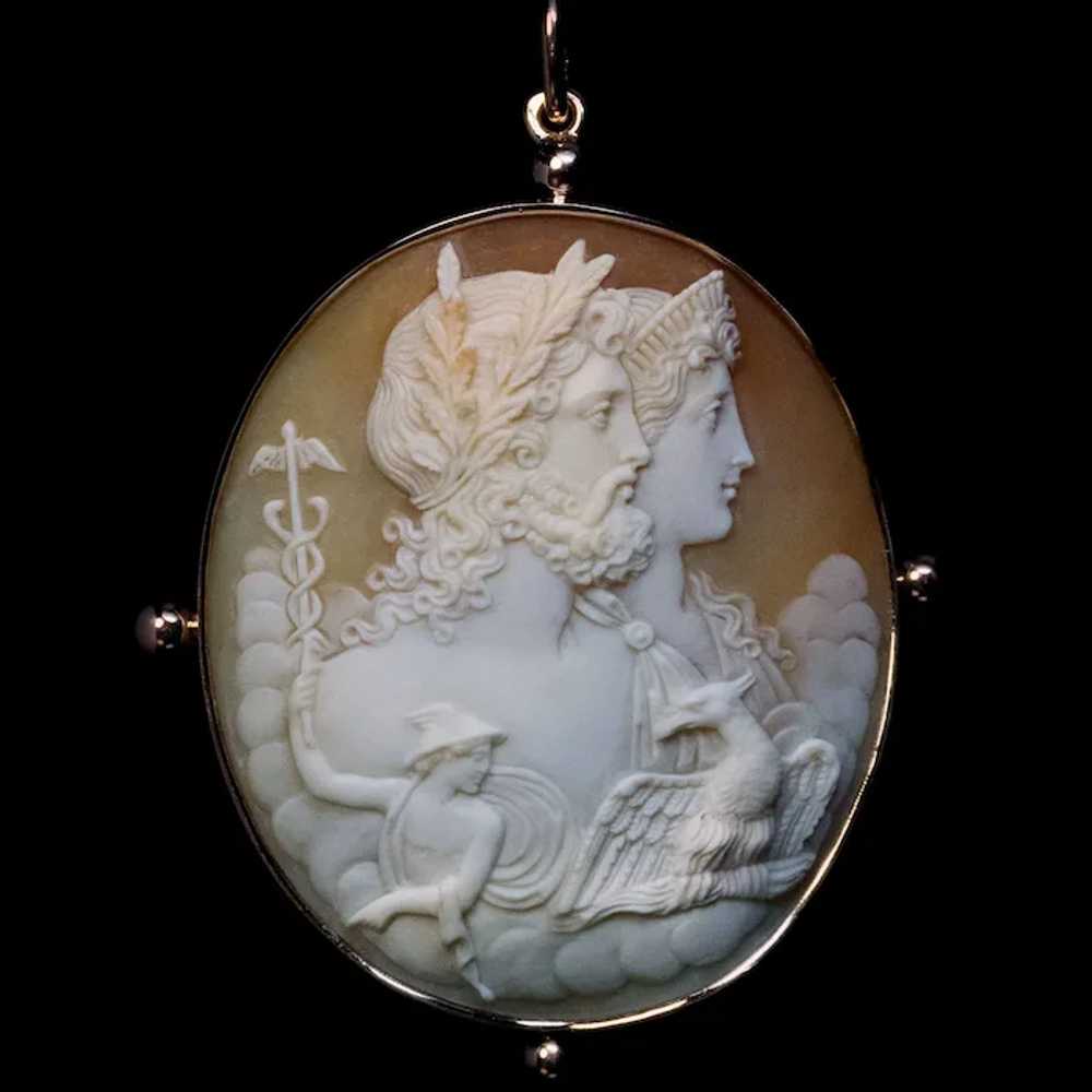 Antique Large Carved Cameo Gold Pendant - image 5