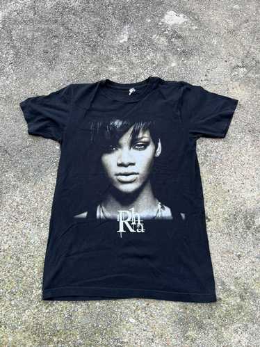 Rihanna Perform At The 2023 Super Bowl Vintage T-Shirt - Kaiteez