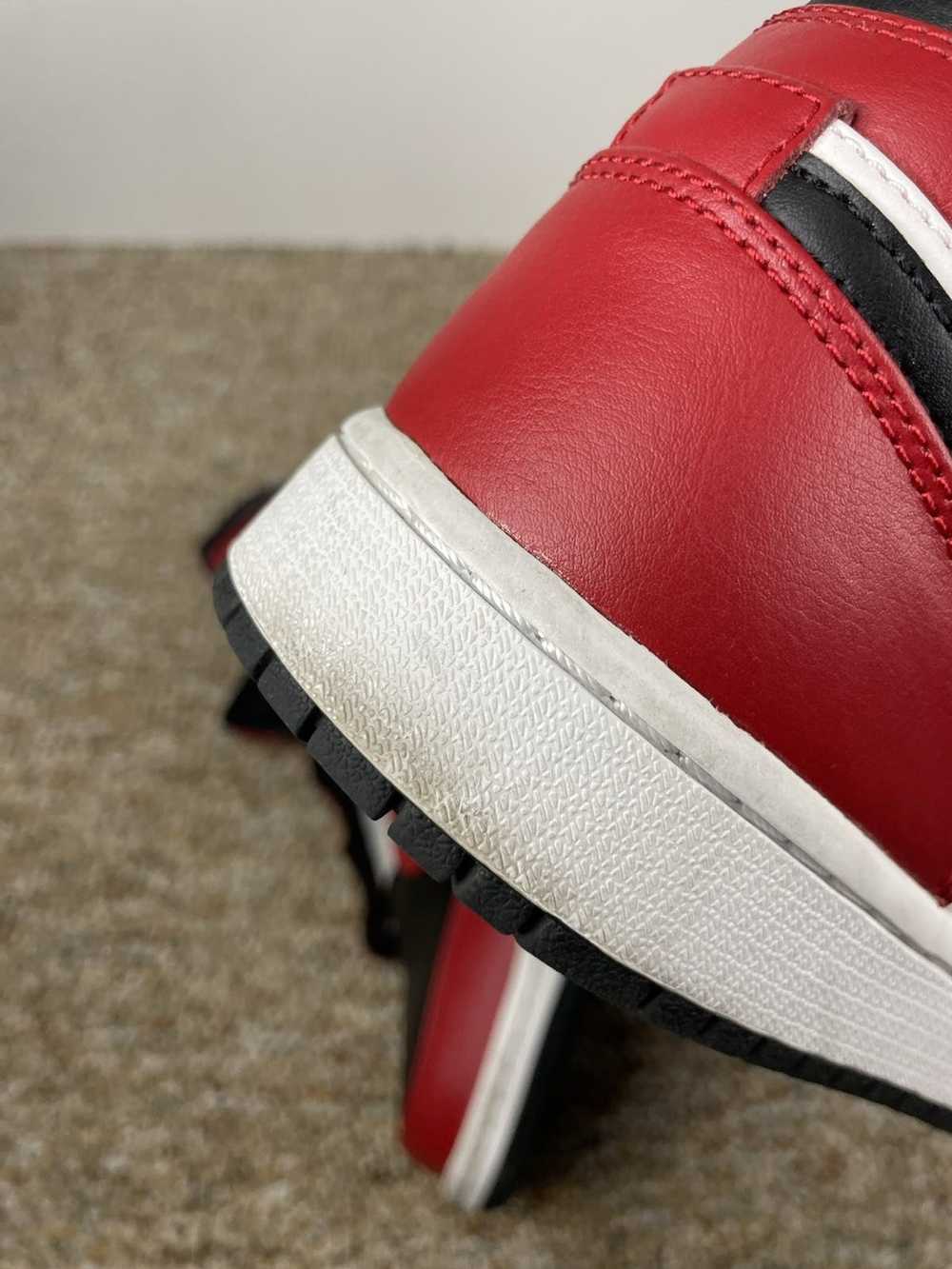 Jordan Brand Air Jordan 1 Mid Chicago Black Toe - image 10