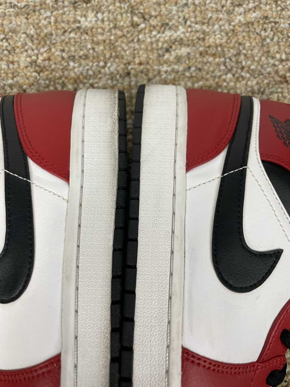 Jordan Brand Air Jordan 1 Mid Chicago Black Toe - image 9