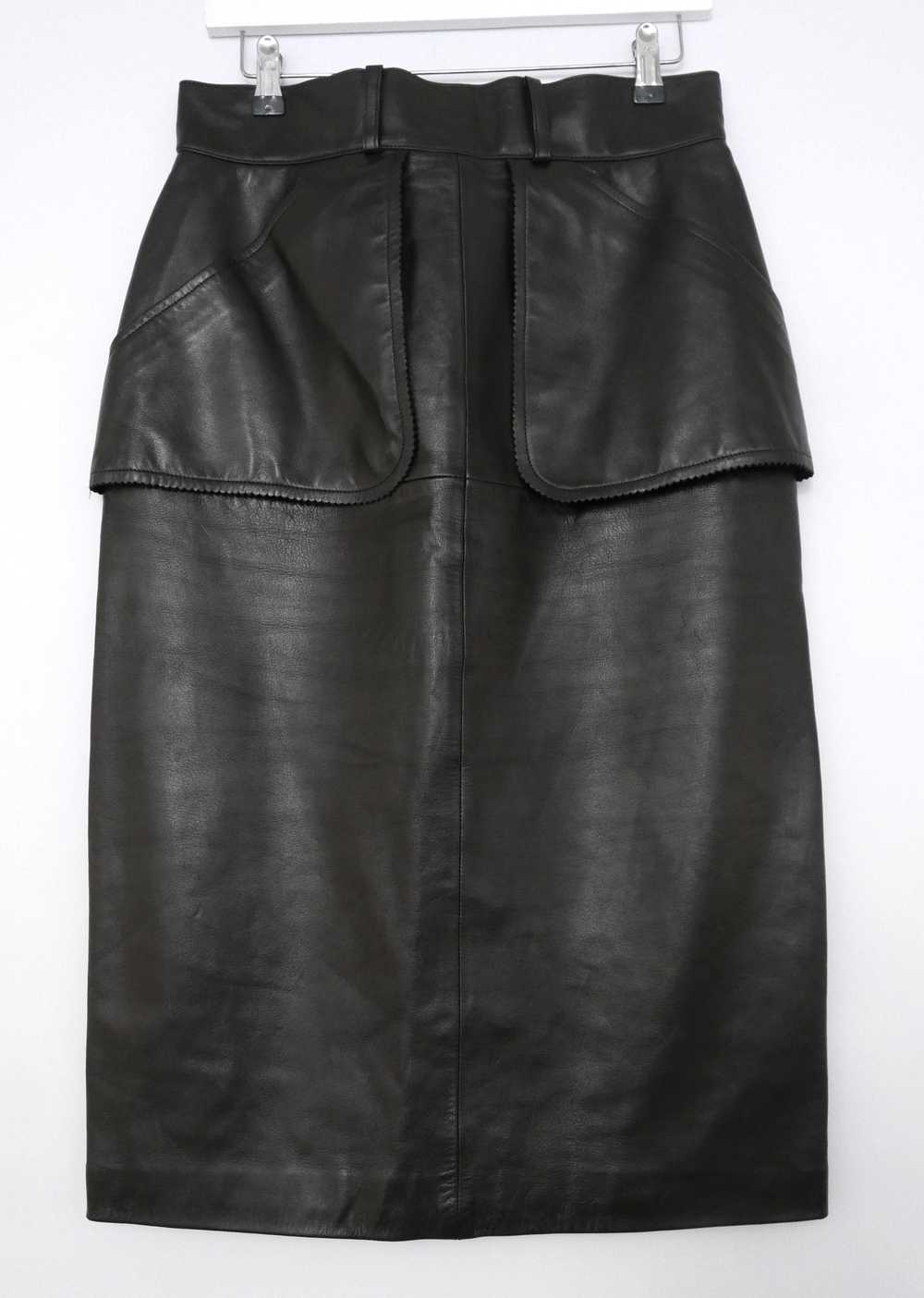 Chanel 90s Vintage Black Leather Skirt - image 2