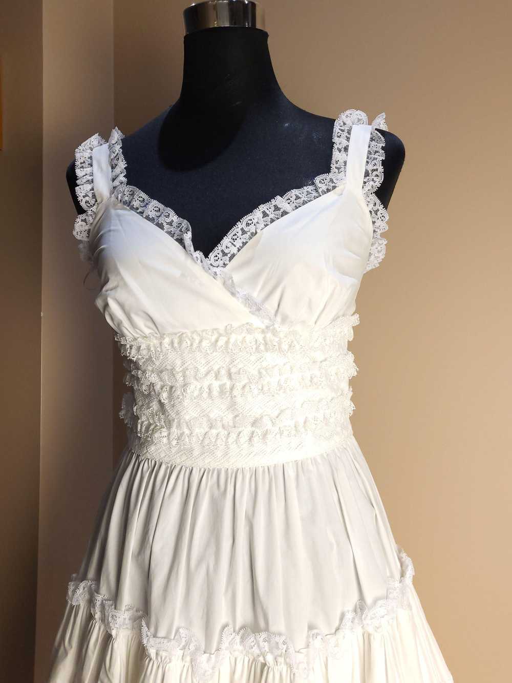 Dolce & Gabbana white cotton & lace tiered dress - image 4