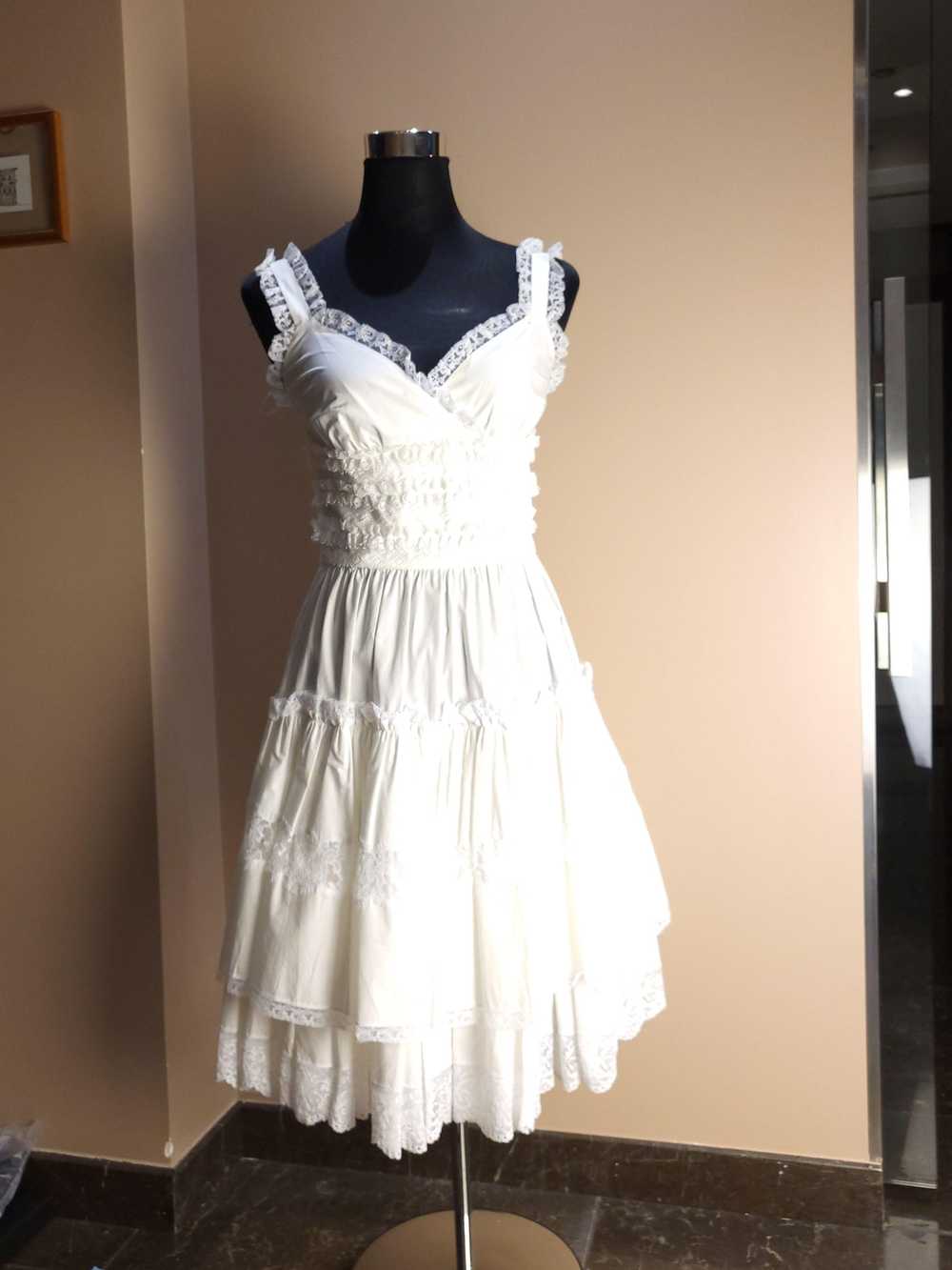 Dolce & Gabbana white cotton & lace tiered dress - image 8
