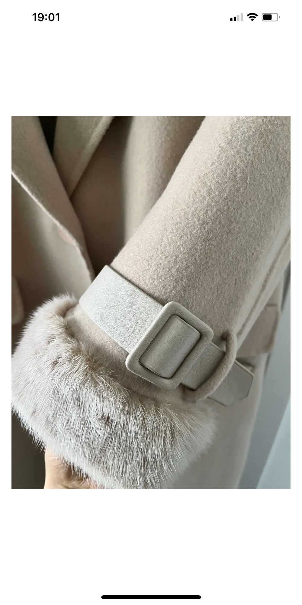 MaxMara Wool & Cashmere Coat with Mink Fur Trim - image 4