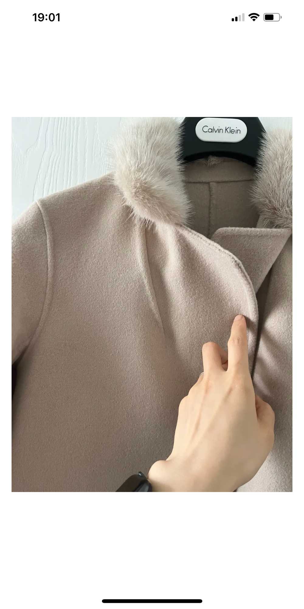 MaxMara Wool & Cashmere Coat with Mink Fur Trim - image 8