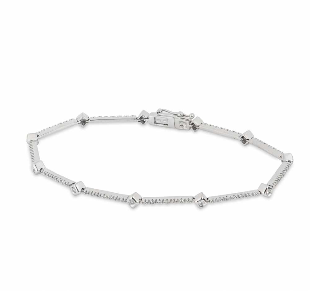 Bespoke 18ct white gold & diamond line bracelet - image 4