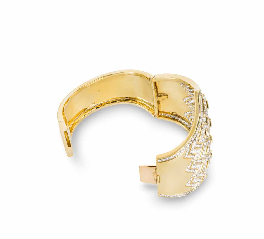 Bespoke 18ct yellow gold & diamond cuff bracelet … - image 3