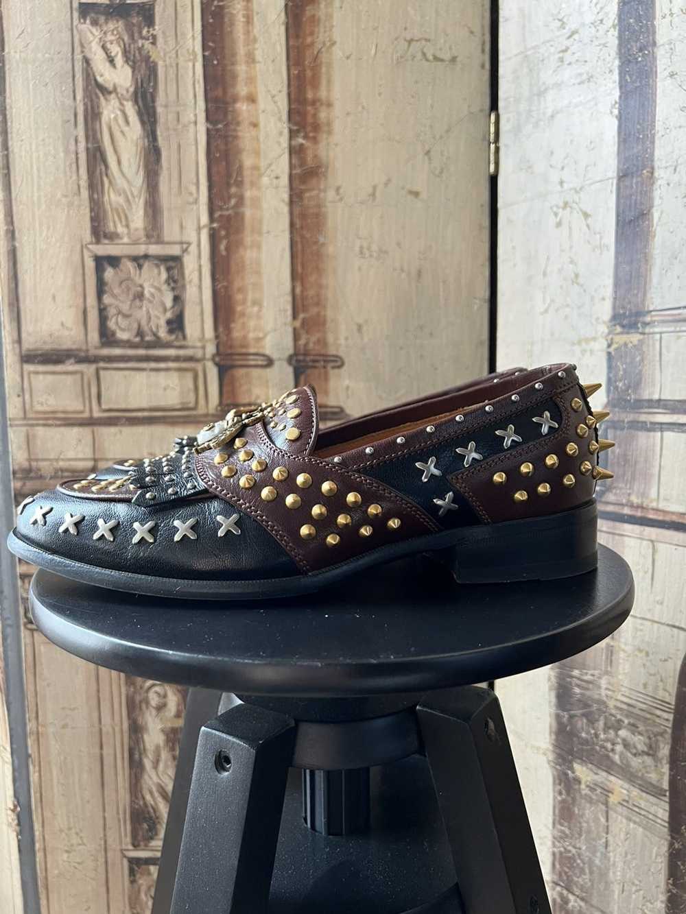 Gucci Gucci Studded Leather Fringe Loafer w/ Pear… - image 3