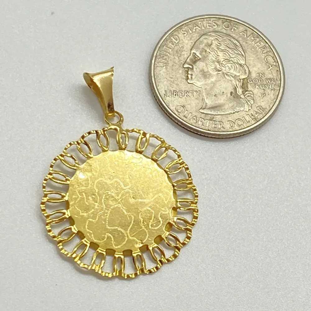 Holy Mother Mary Vintage Pendant 18K Gold - image 2