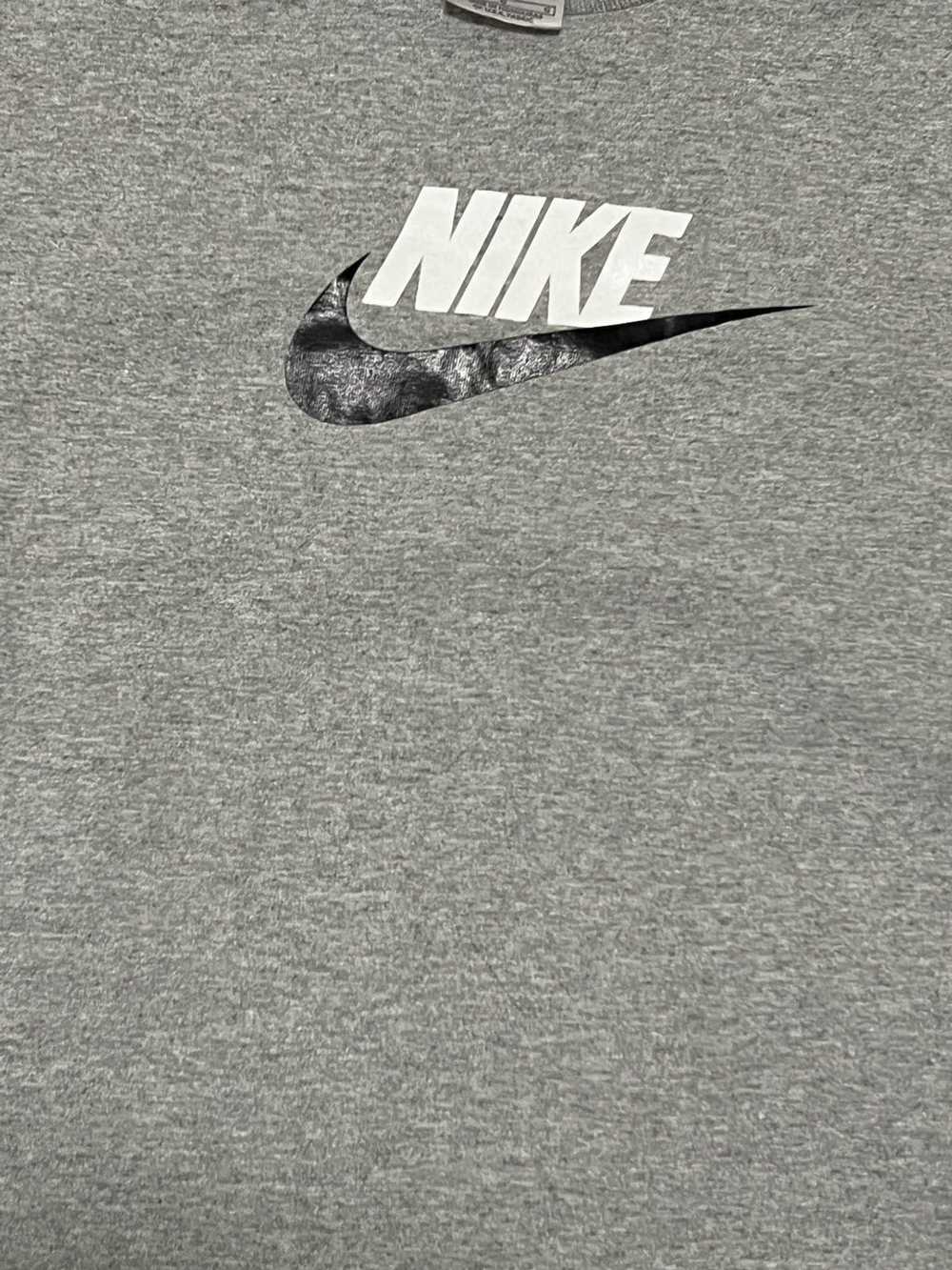 Nike × Vintage Vintage Y2K Nike Spellout Tee - image 3